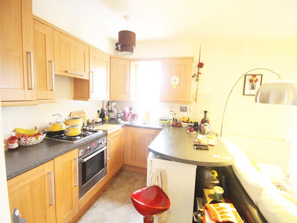 2 bedroom apartment For Sale in Colne - IMG_8112 2.jpg